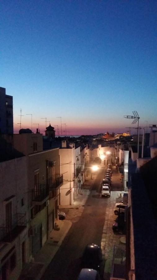 Ostuni Guest House ภายนอก รูปภาพ
