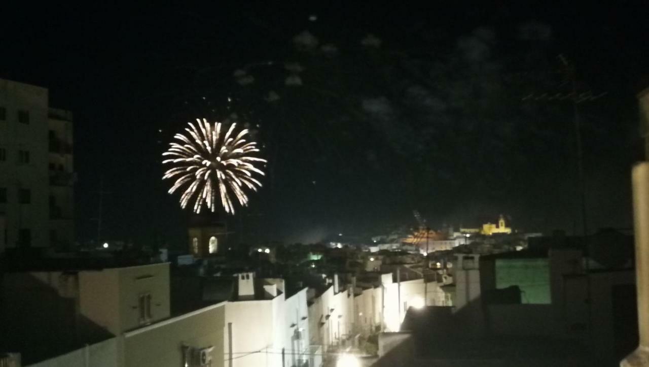 Ostuni Guest House ภายนอก รูปภาพ
